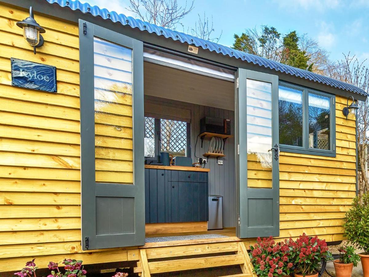 Pass The Keys Whitstable Shepherds Hut Minutes From The Harbour Extérieur photo